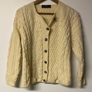 BLARNEY WOOLEN MILLS Elegant Cream Cable Knit 100% Wool Cardigan